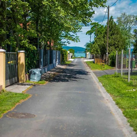 In - Balaton 19176 Apartman