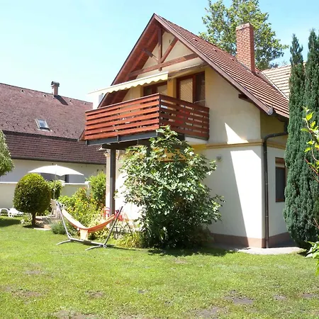 In - Balaton 19176 Balatonlelle